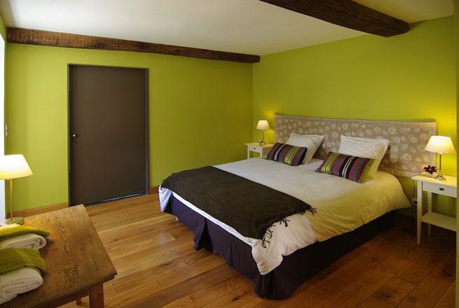 Chambre verte au rez-de-chaussée